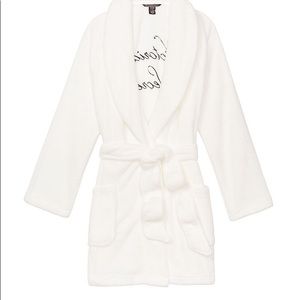 NWT! Victoria’s Secret Cozy Robe M/L.  Ivory